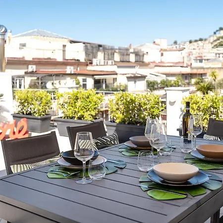 Terrazza San Ferdinando, Appartamento