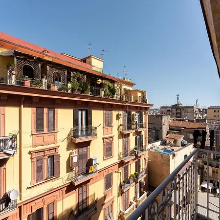 Terrazza San Ferdinando, Apartment *