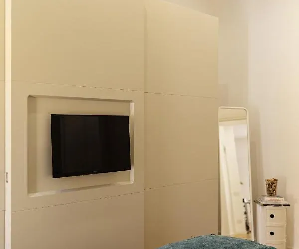 Terrazza San Ferdinando, * Napoli