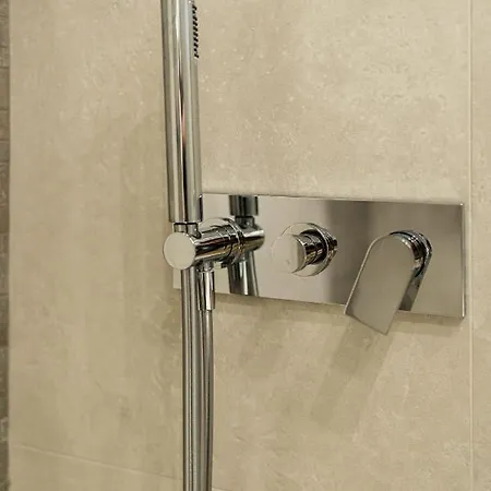 Terrazza San Ferdinando, Apartment *