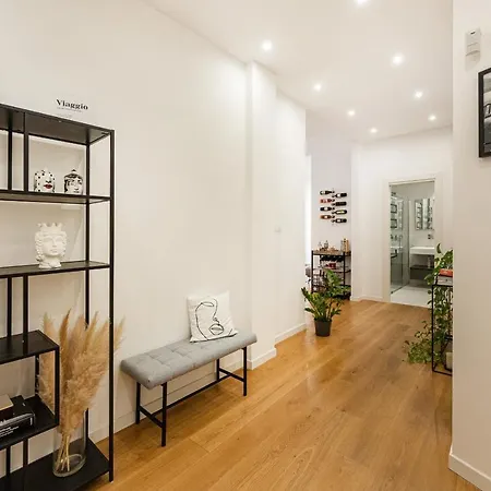 Terrazza San Ferdinando, Apartment *