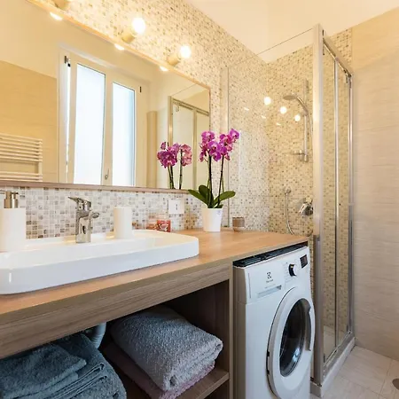 Terrazza San Ferdinando, *