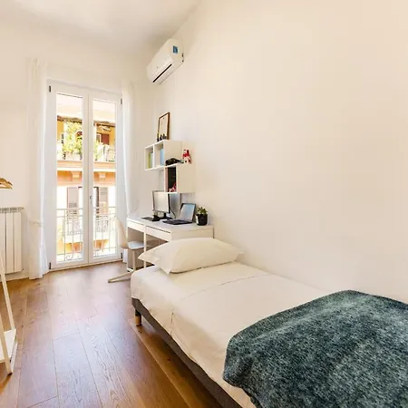 Terrazza San Ferdinando, * Naples