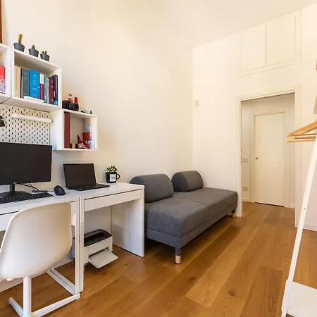 Terrazza San Ferdinando, Apartment *